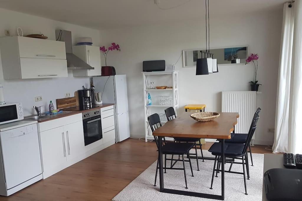 Wellenglitzern Apartment Breege Bagian luar foto