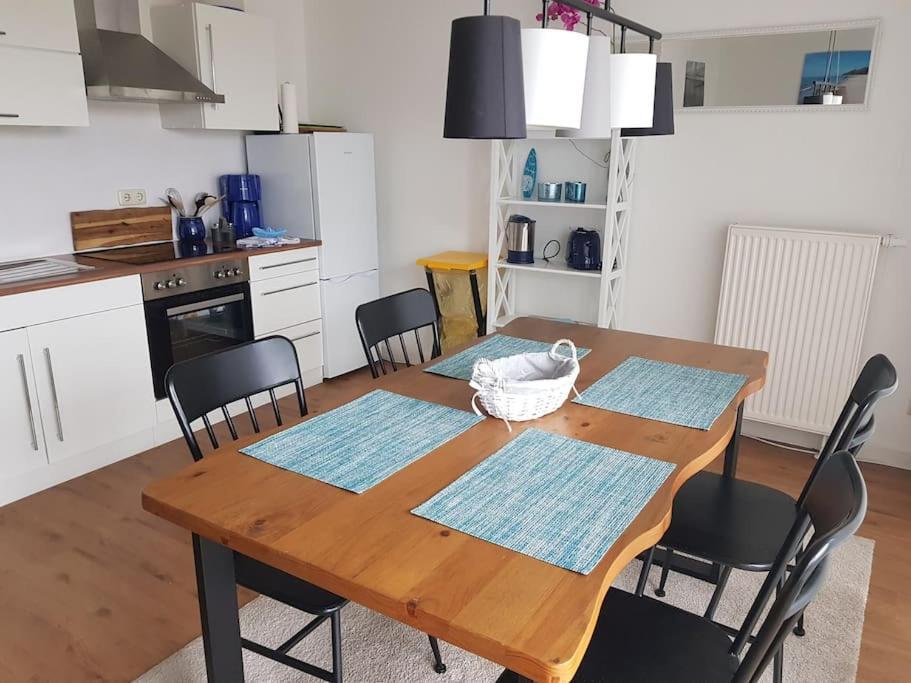 Wellenglitzern Apartment Breege Bagian luar foto